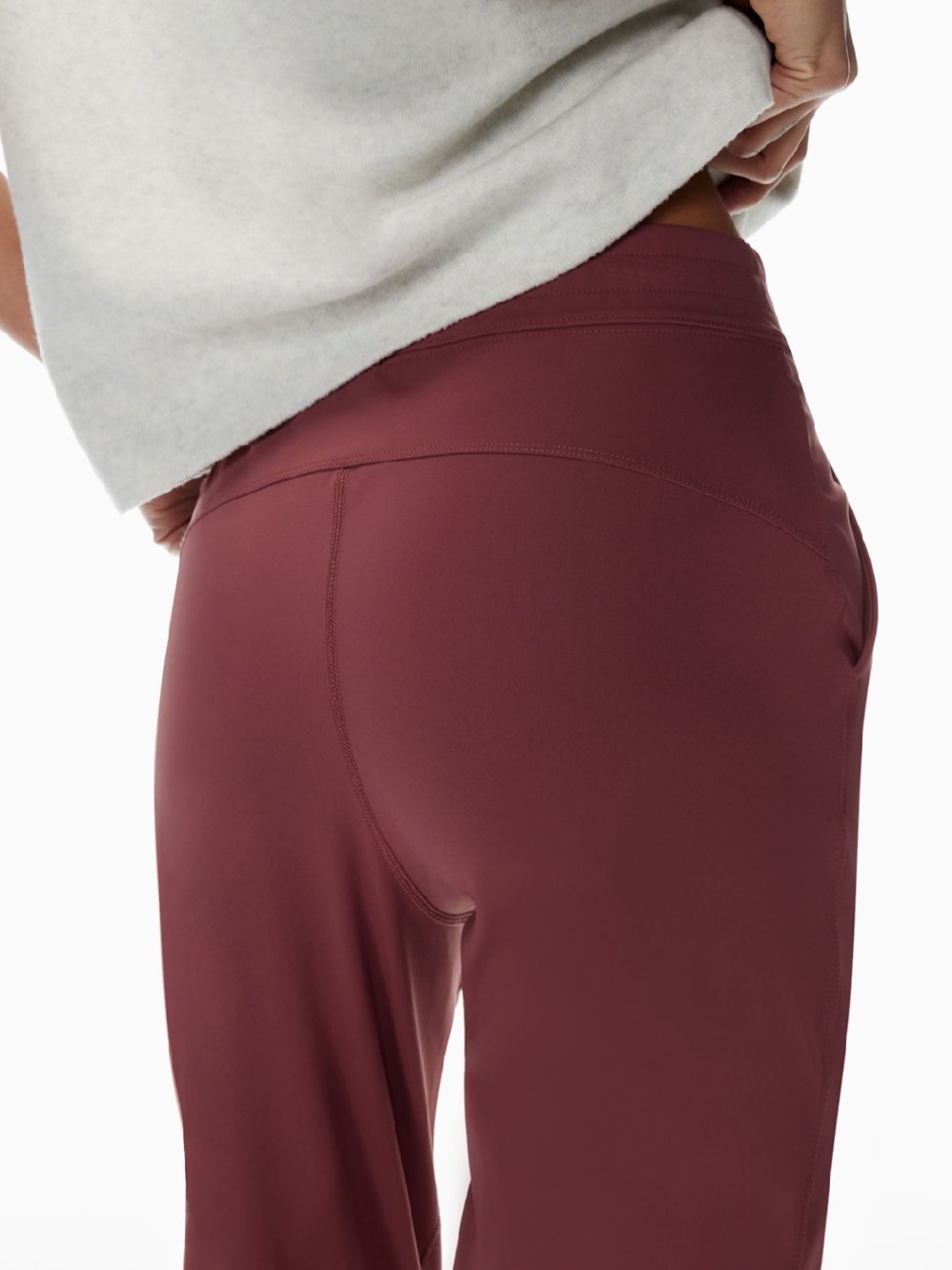 Aritzia The Group by Babaton Weekender Pant Sundried Red XS - Picture 5 of 10